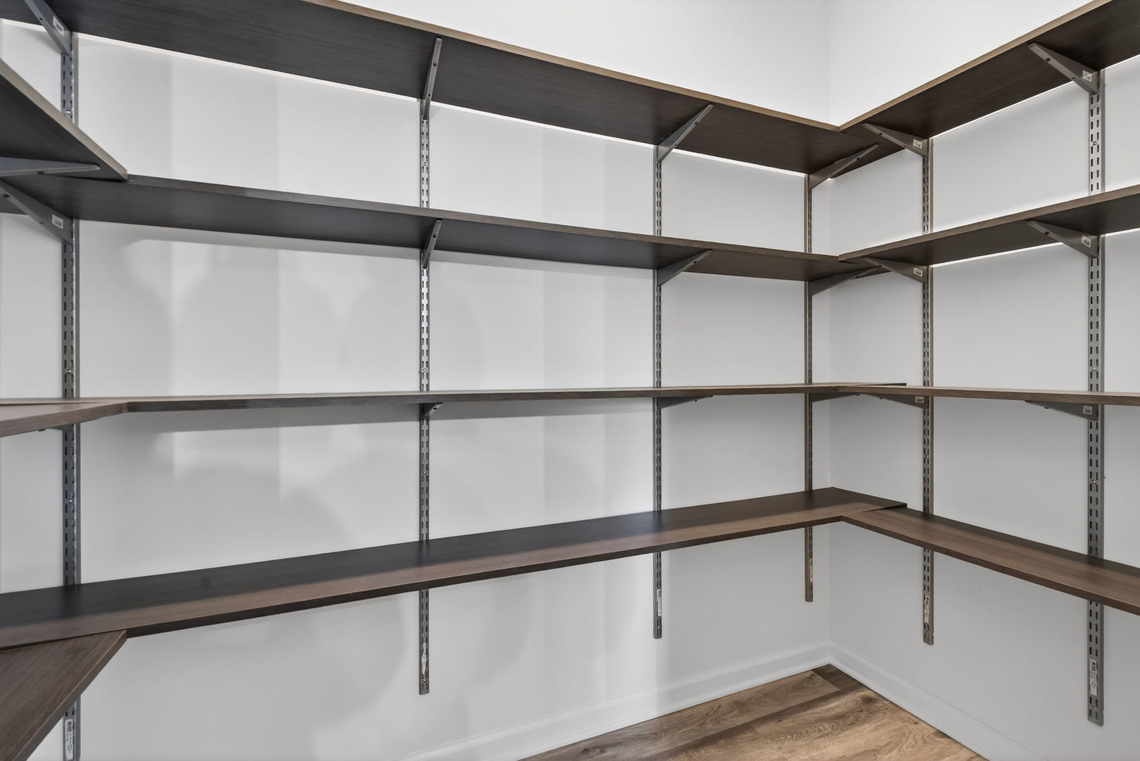 20929 Lakewoods Lane, Shorewood, IL 60404