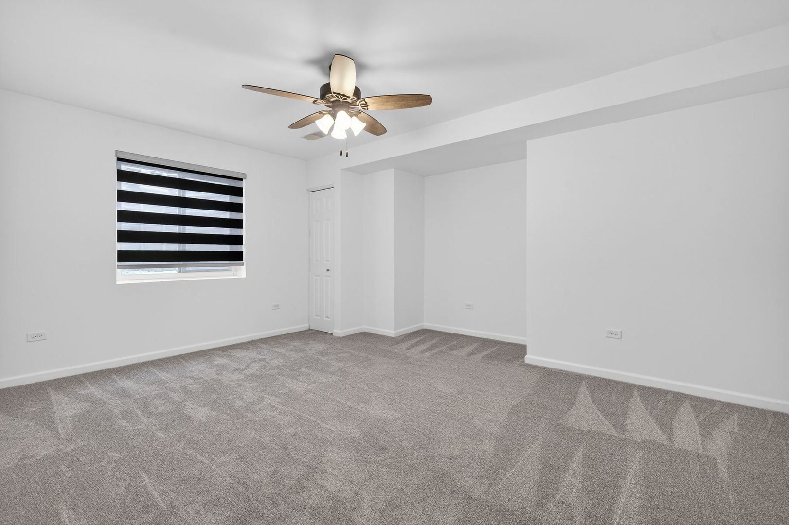 20929 Lakewoods Lane, Shorewood, IL 60404