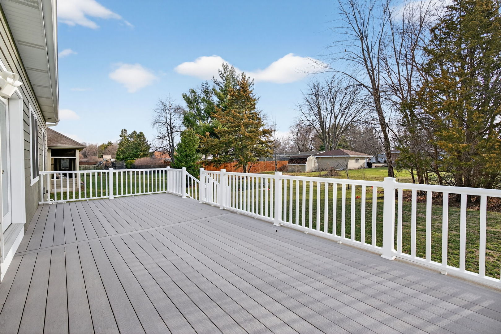 20929 Lakewoods Lane, Shorewood, IL 60404