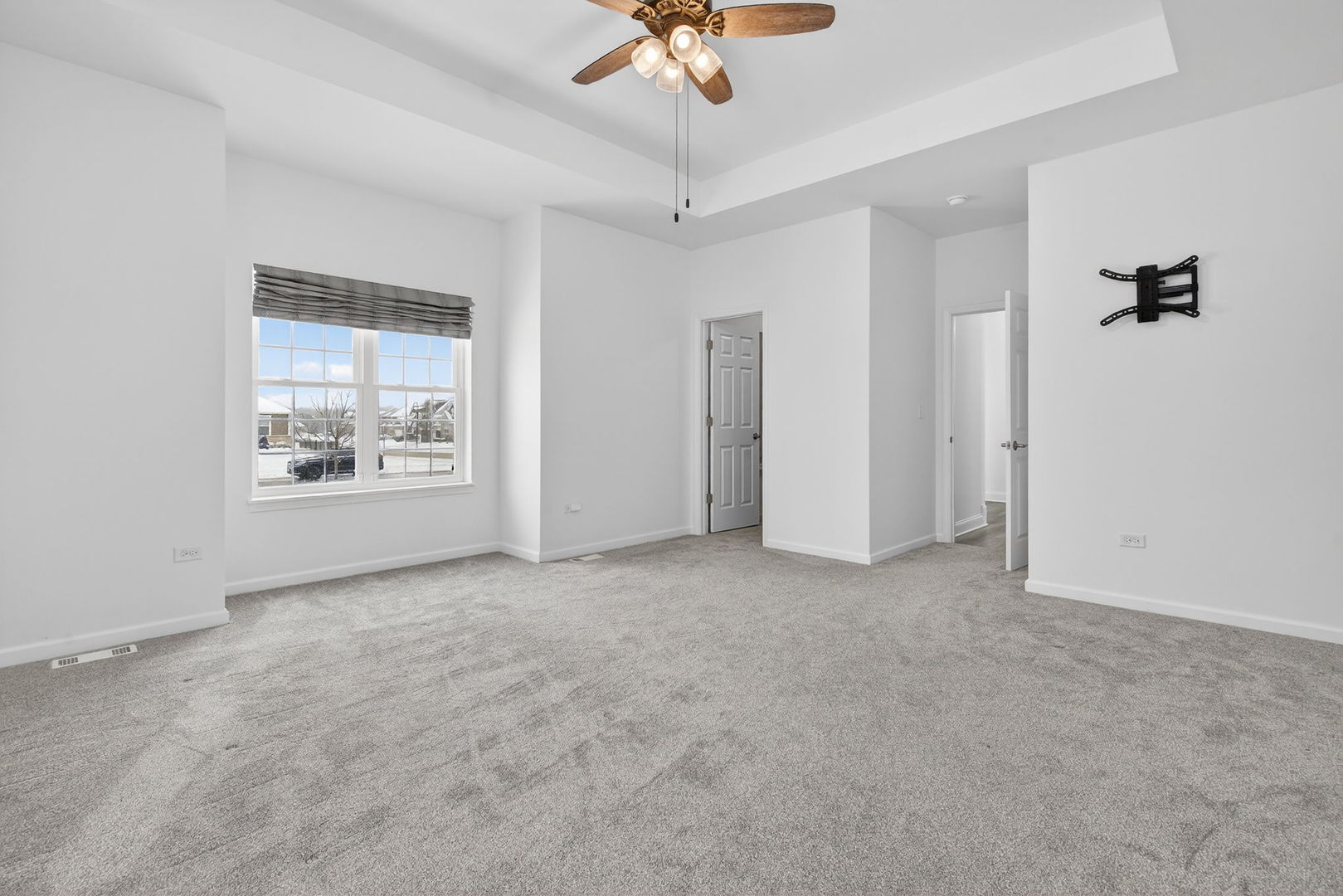 20929 Lakewoods Lane, Shorewood, IL 60404