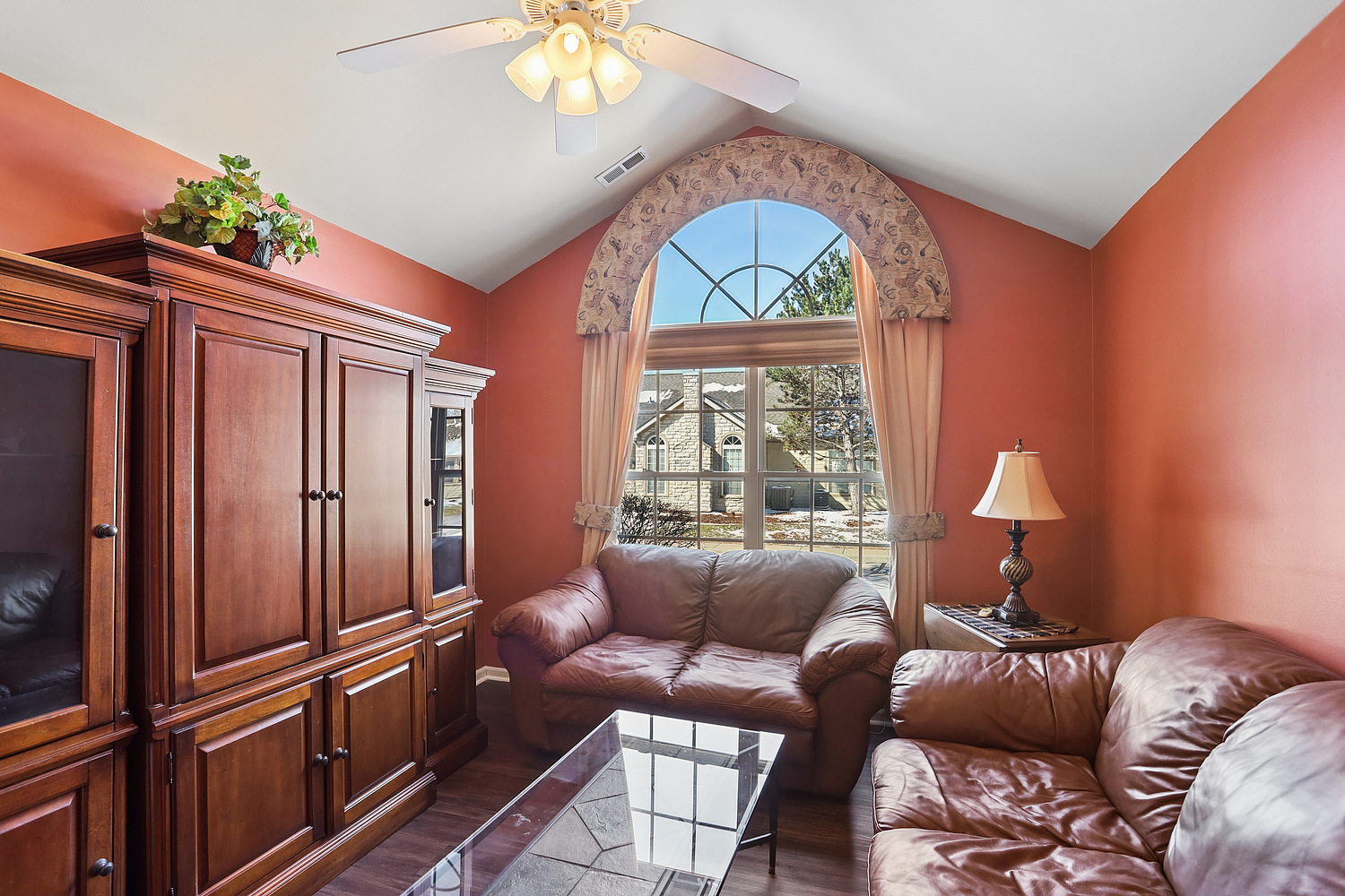 1944 Timbers Edge Circle, Joliet, IL 60431