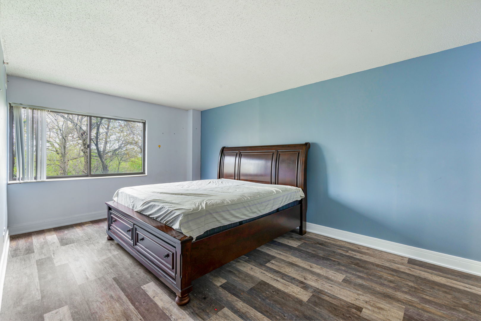1840 Huntington Boulevard #203, Hoffman Estates, IL 60169