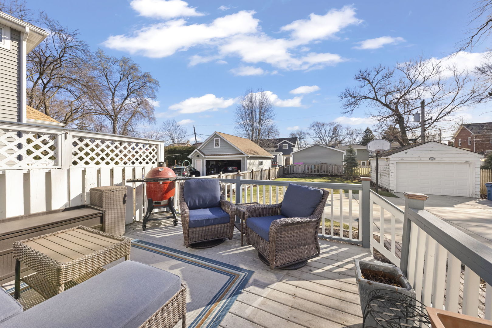 151 East Road, Glen Ellyn, IL 60137