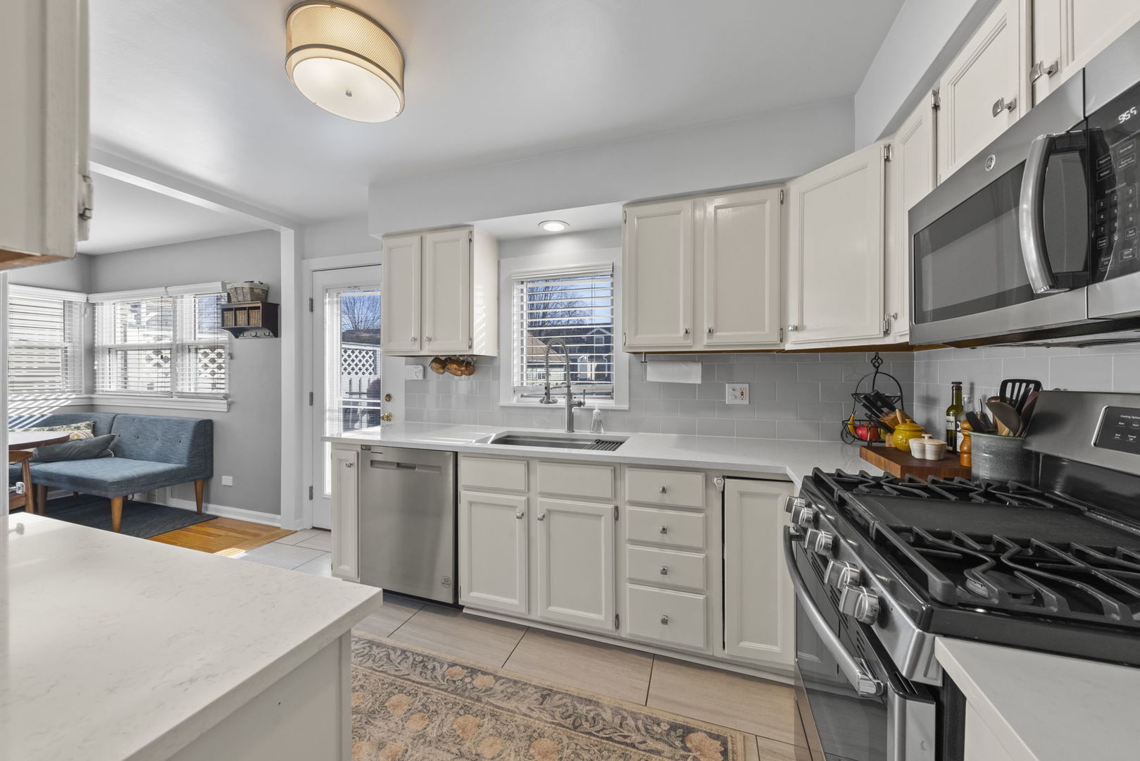 151 East Road, Glen Ellyn, IL 60137