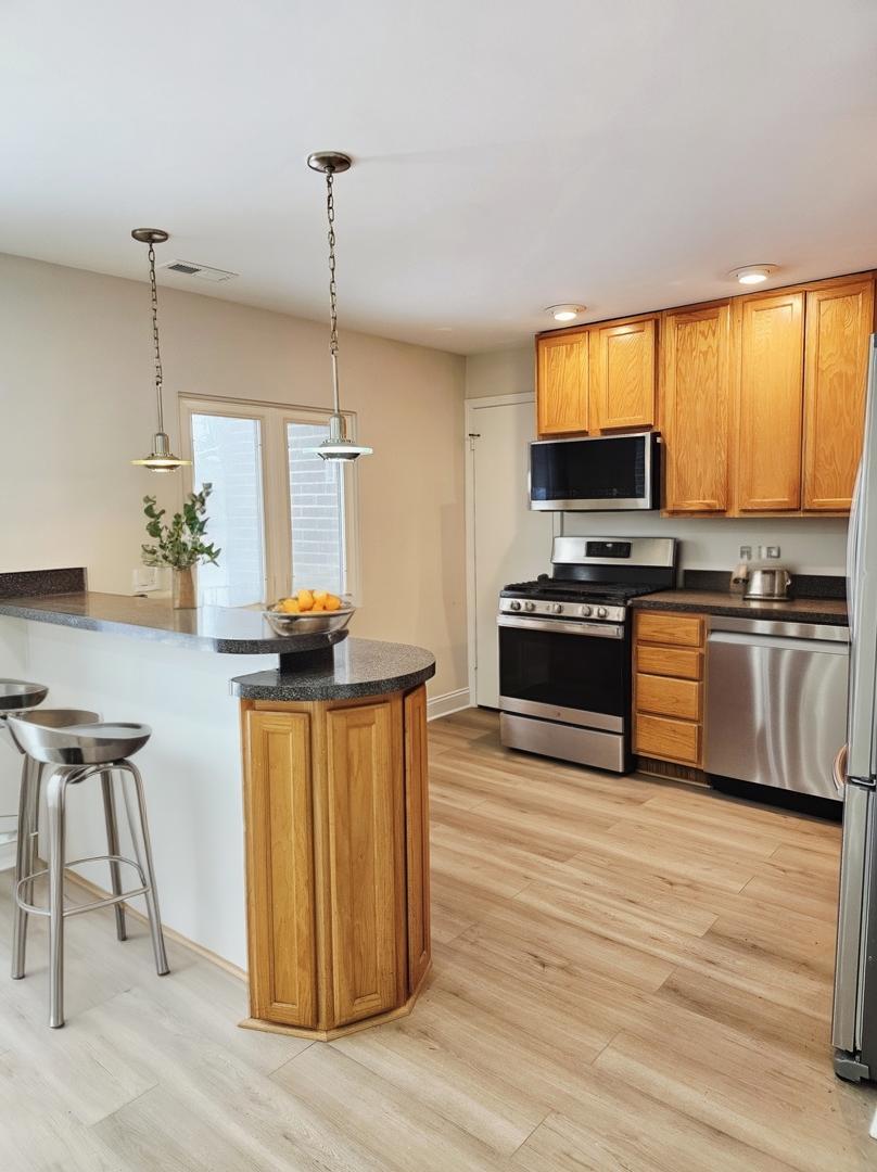 1550 Sandpebble Drive #210, Wheeling, IL 60090