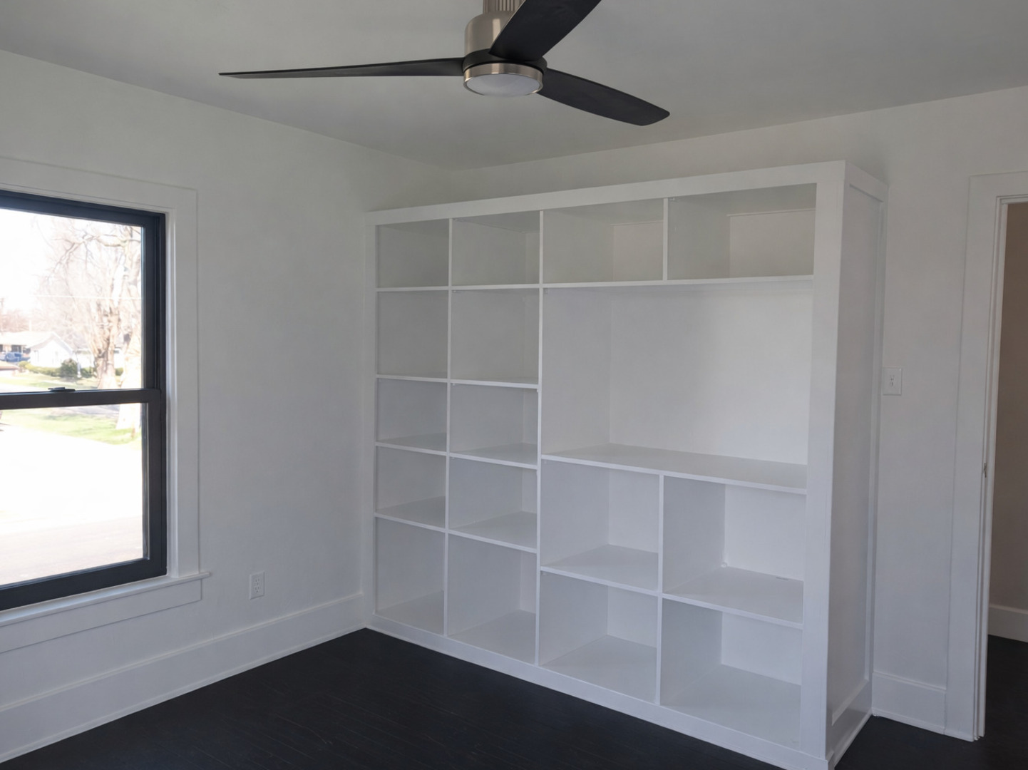 401 S Locust Street, Wapella, IL 61777