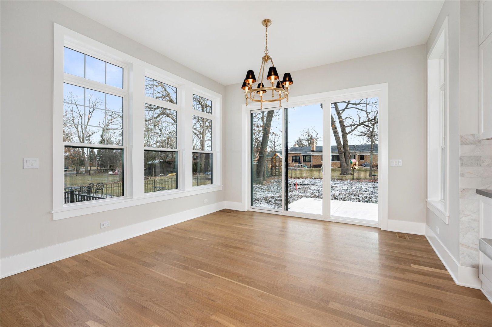 964 S Hillside Avenue, Elmhurst, IL 60126