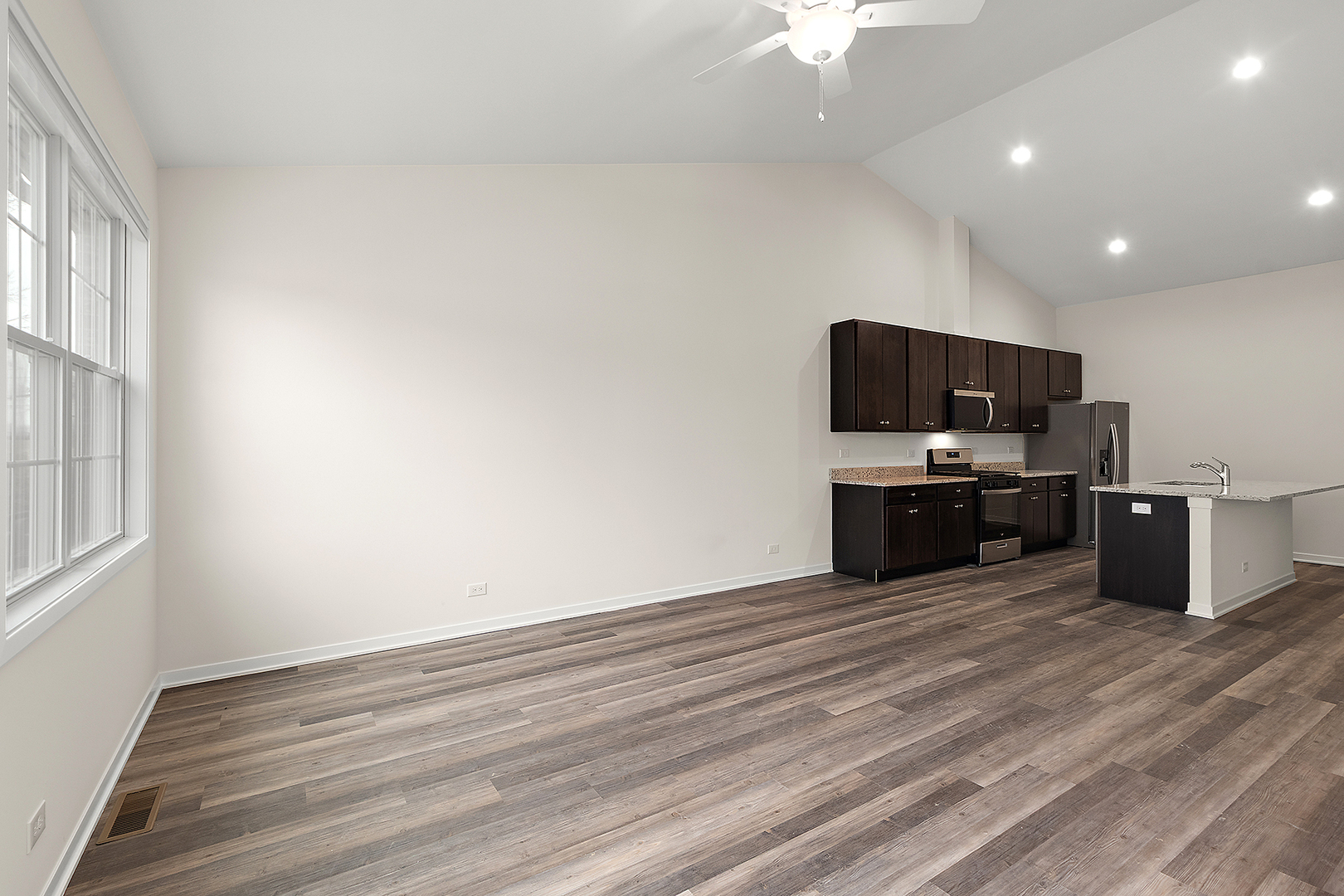 52 Olympus Drive, Tinley Park, IL 60477