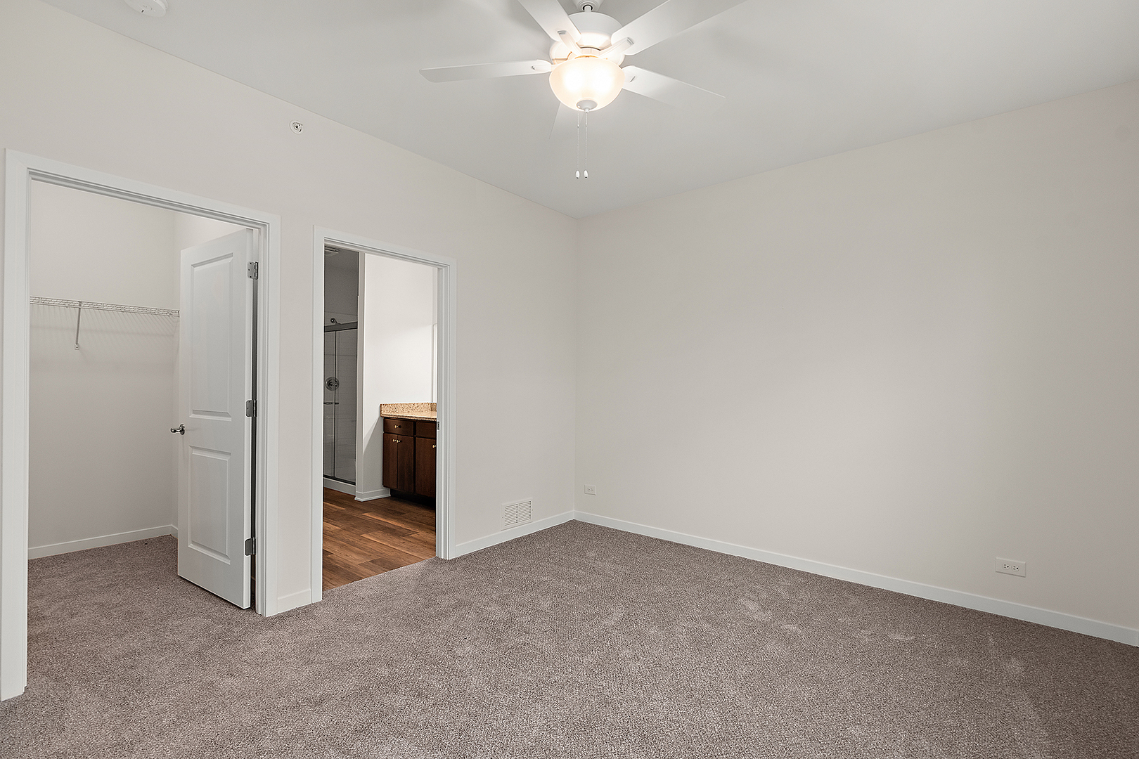 52 Olympus Drive, Tinley Park, IL 60477