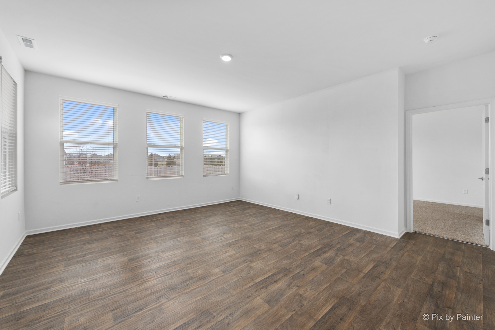 927 Plateau Drive, Pingree Grove, IL 60140