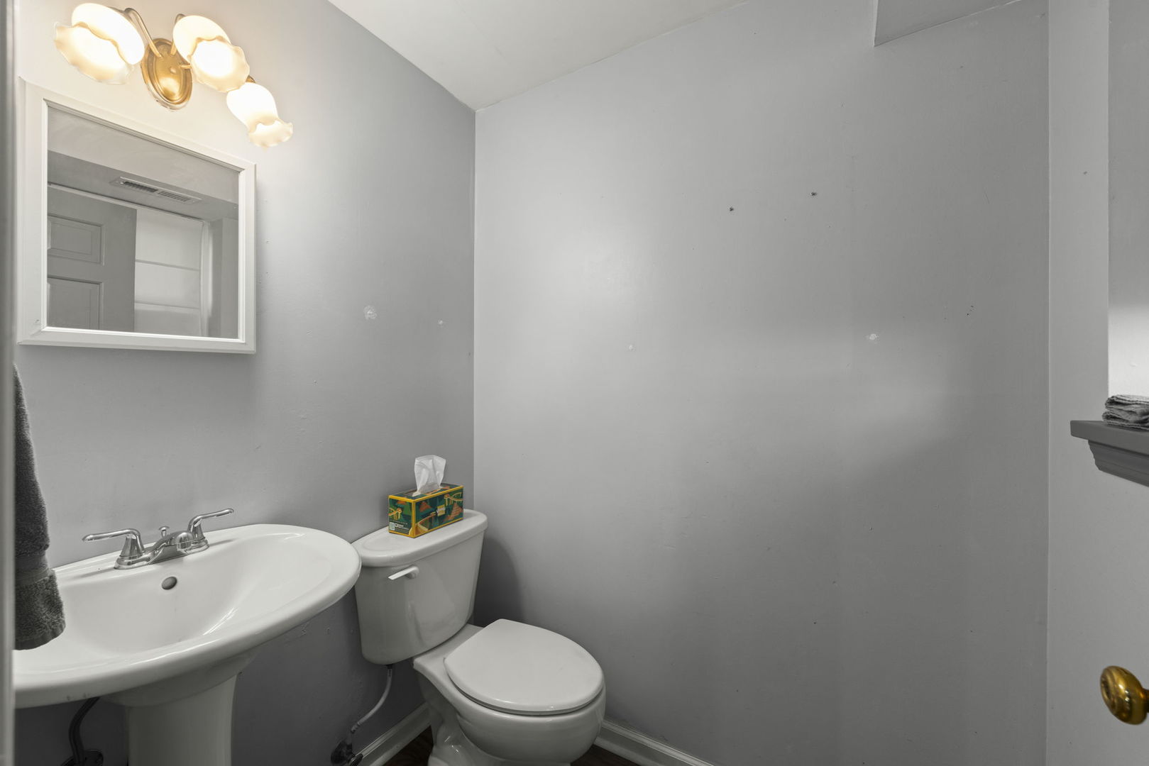 706 Crest Lane, Lisle, IL 60532