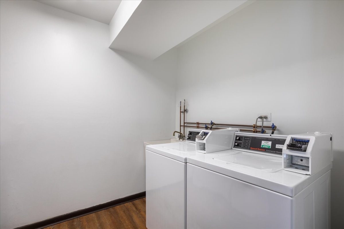 604 W 65th Street #4, Westmont, IL 60559