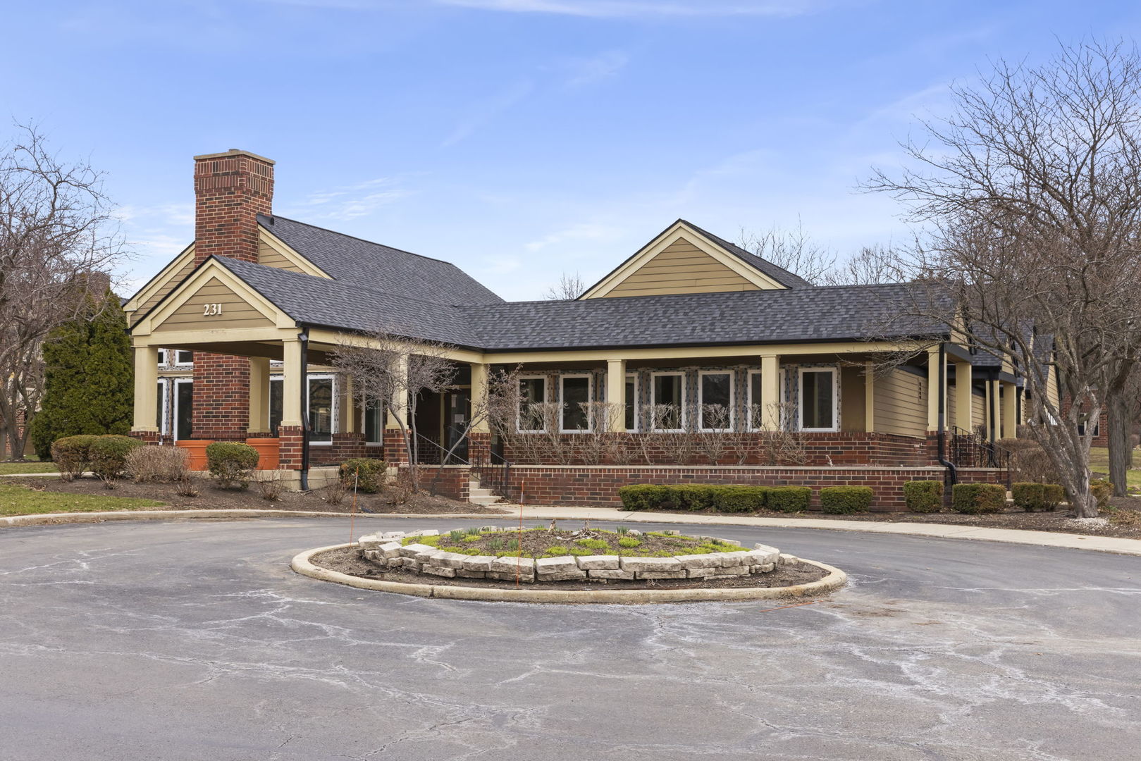 208 Glengarry Drive #302, Bloomingdale, IL 60108