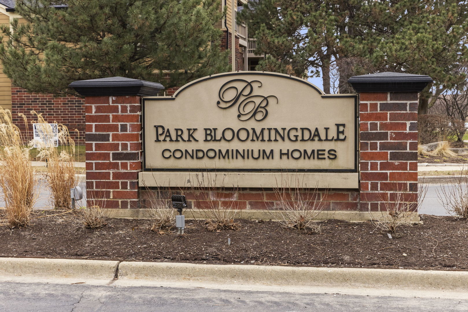 208 Glengarry Drive #302, Bloomingdale, IL 60108