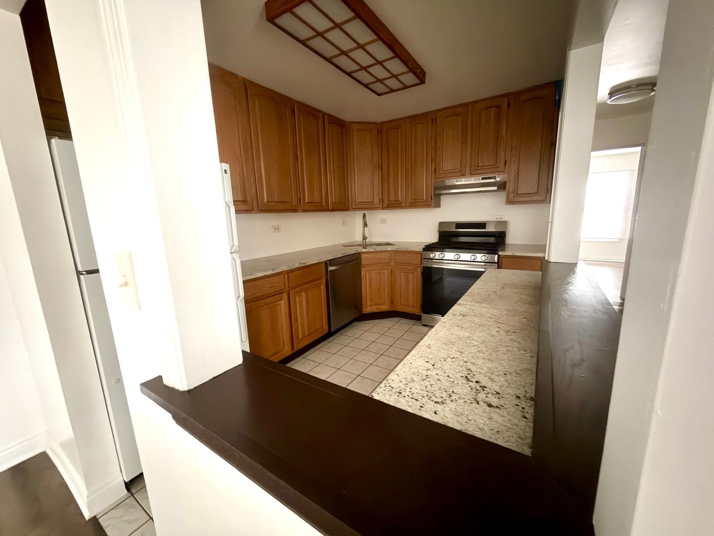 7400 Grand Avenue #A-103, Downers Grove, IL 60516