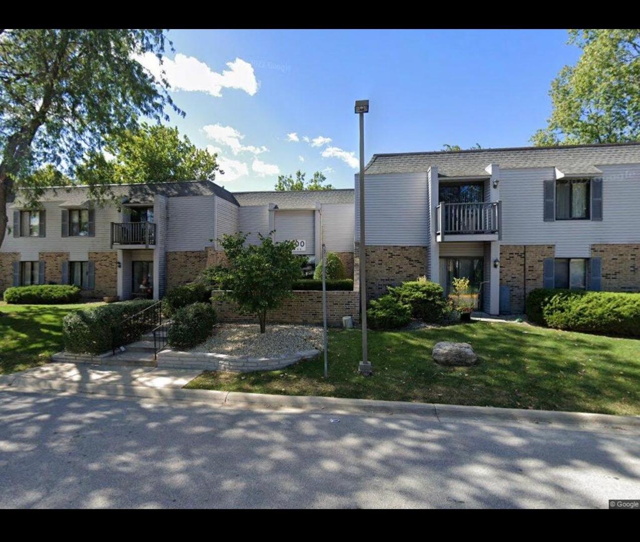 7400 Grand Avenue #A-103, Downers Grove, IL 60516