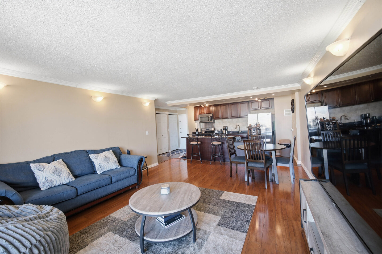 2200 S Stewart Avenue #3J, Lombard, IL 60148