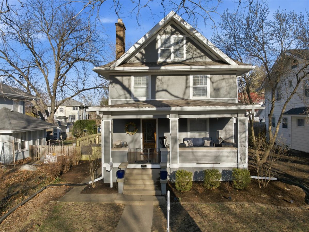 1413 N Clinton Boulevard, Bloomington, IL 61701