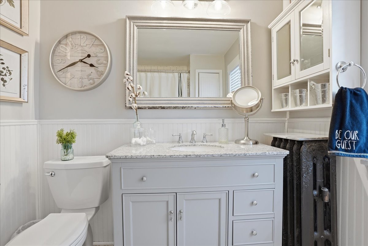 1413 N Clinton Boulevard, Bloomington, IL 61701