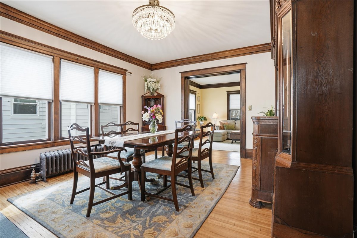 1413 N Clinton Boulevard, Bloomington, IL 61701