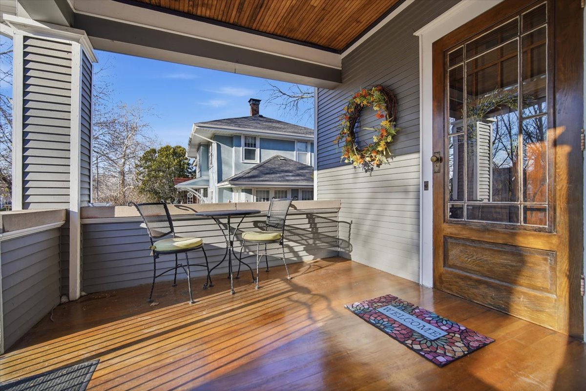 1413 N Clinton Boulevard, Bloomington, IL 61701