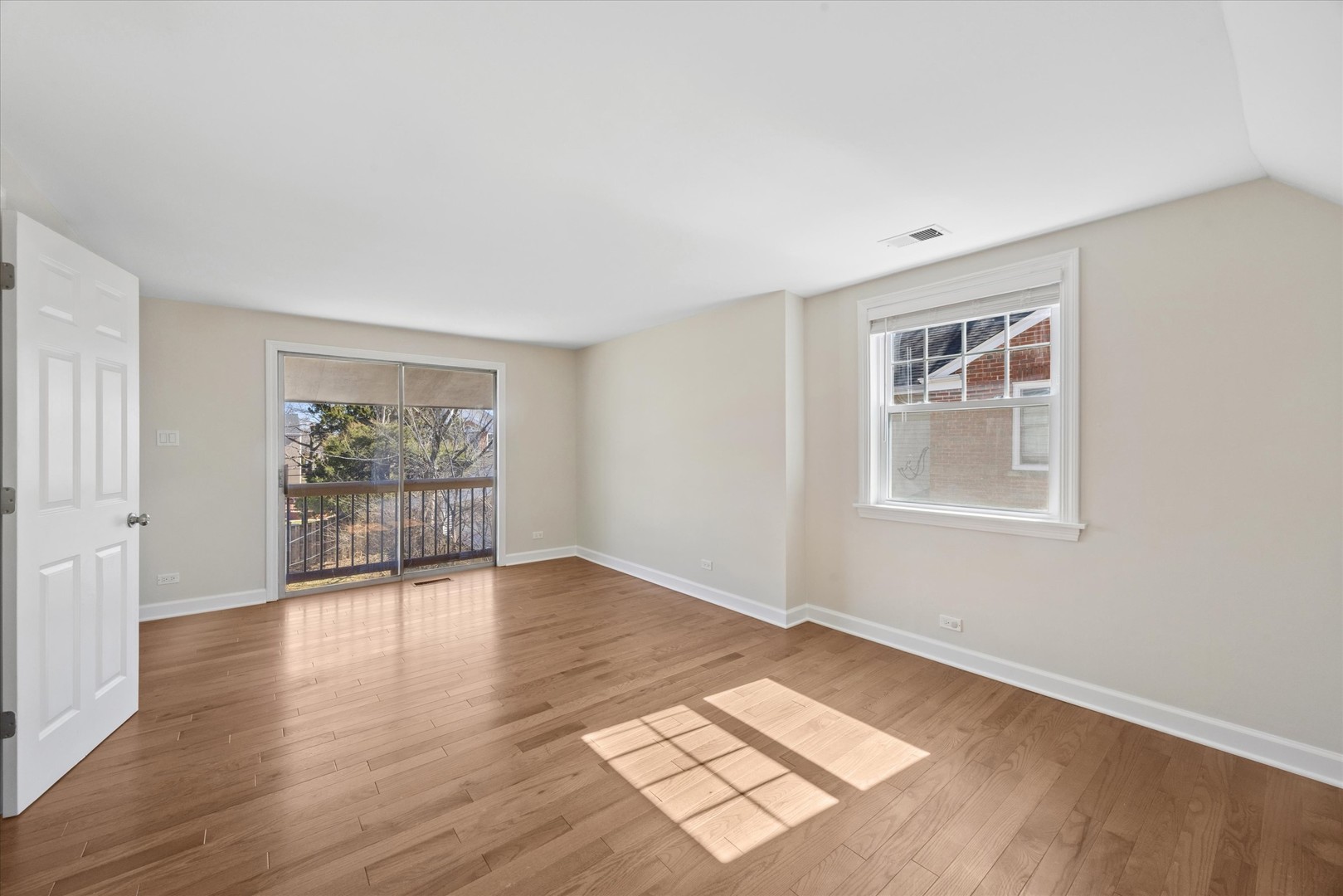 625 9th Avenue, La Grange, IL 60525