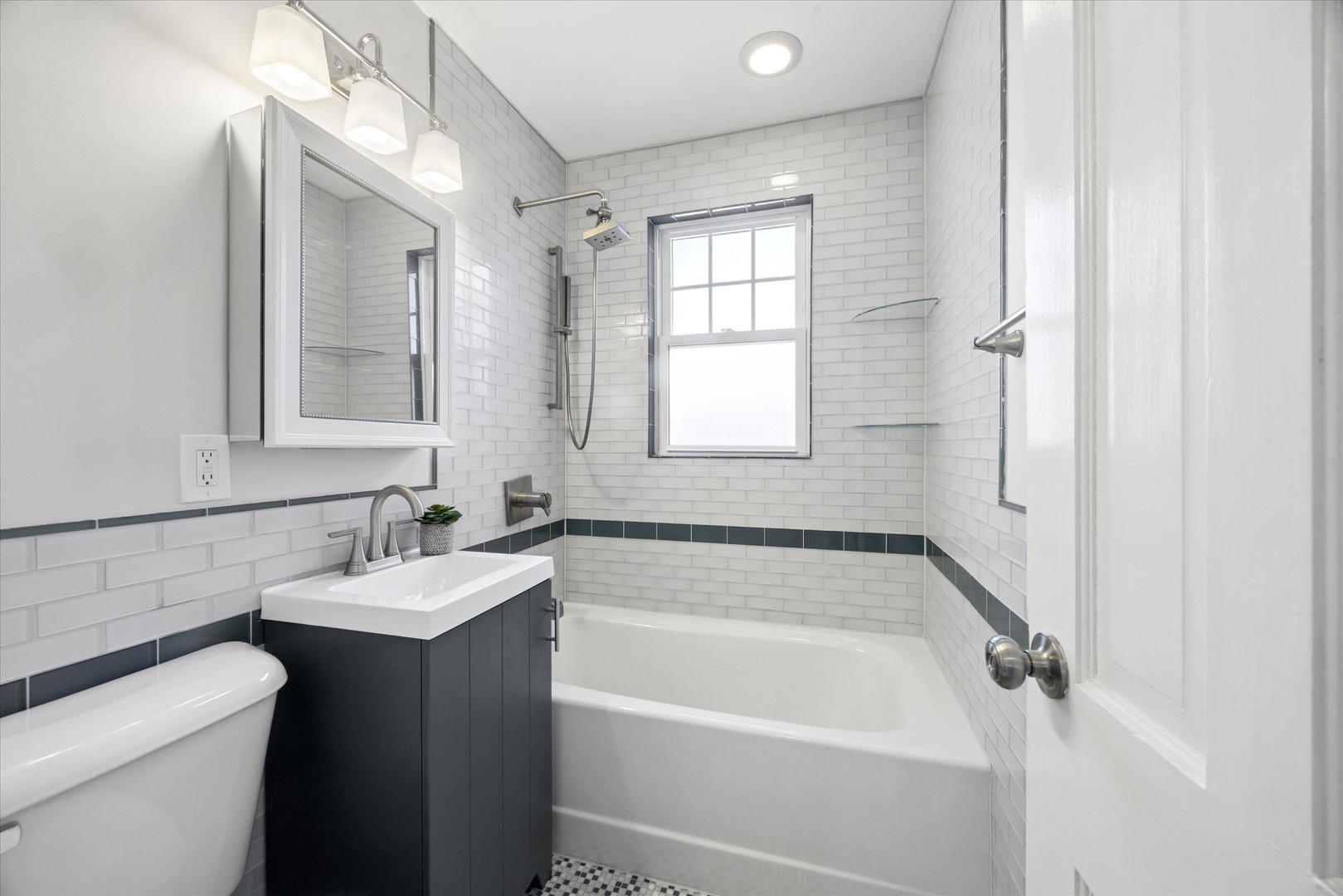 625 9th Avenue, La Grange, IL 60525