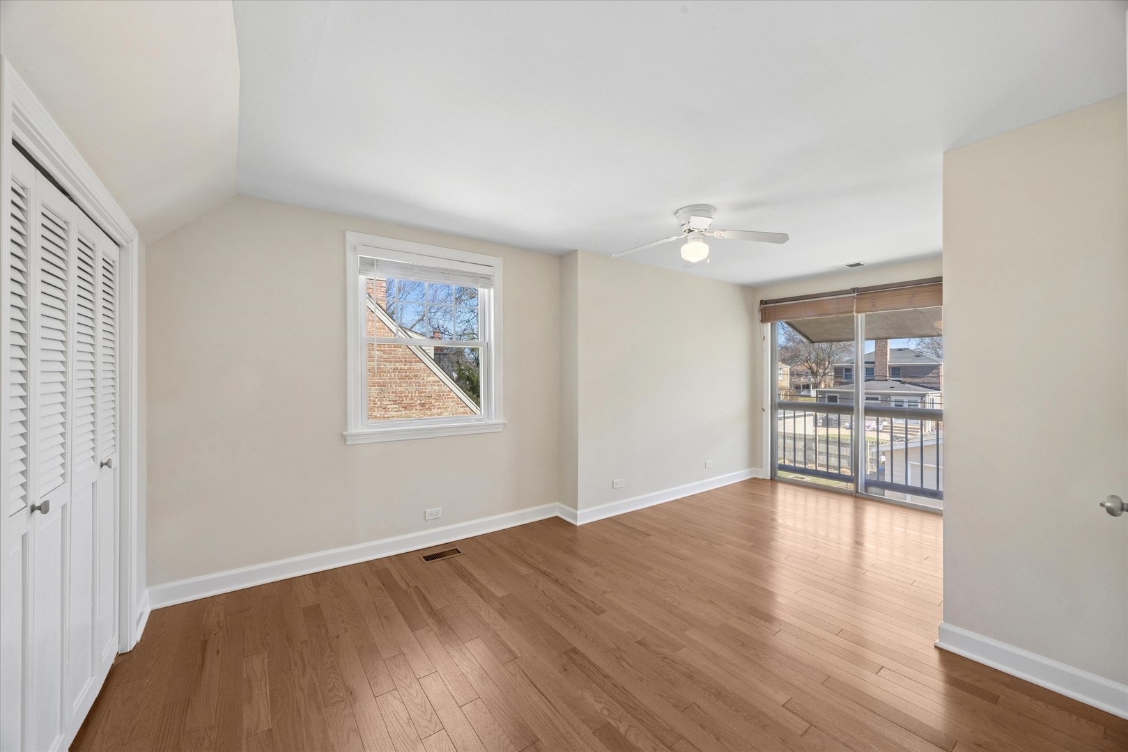 625 9th Avenue, La Grange, IL 60525