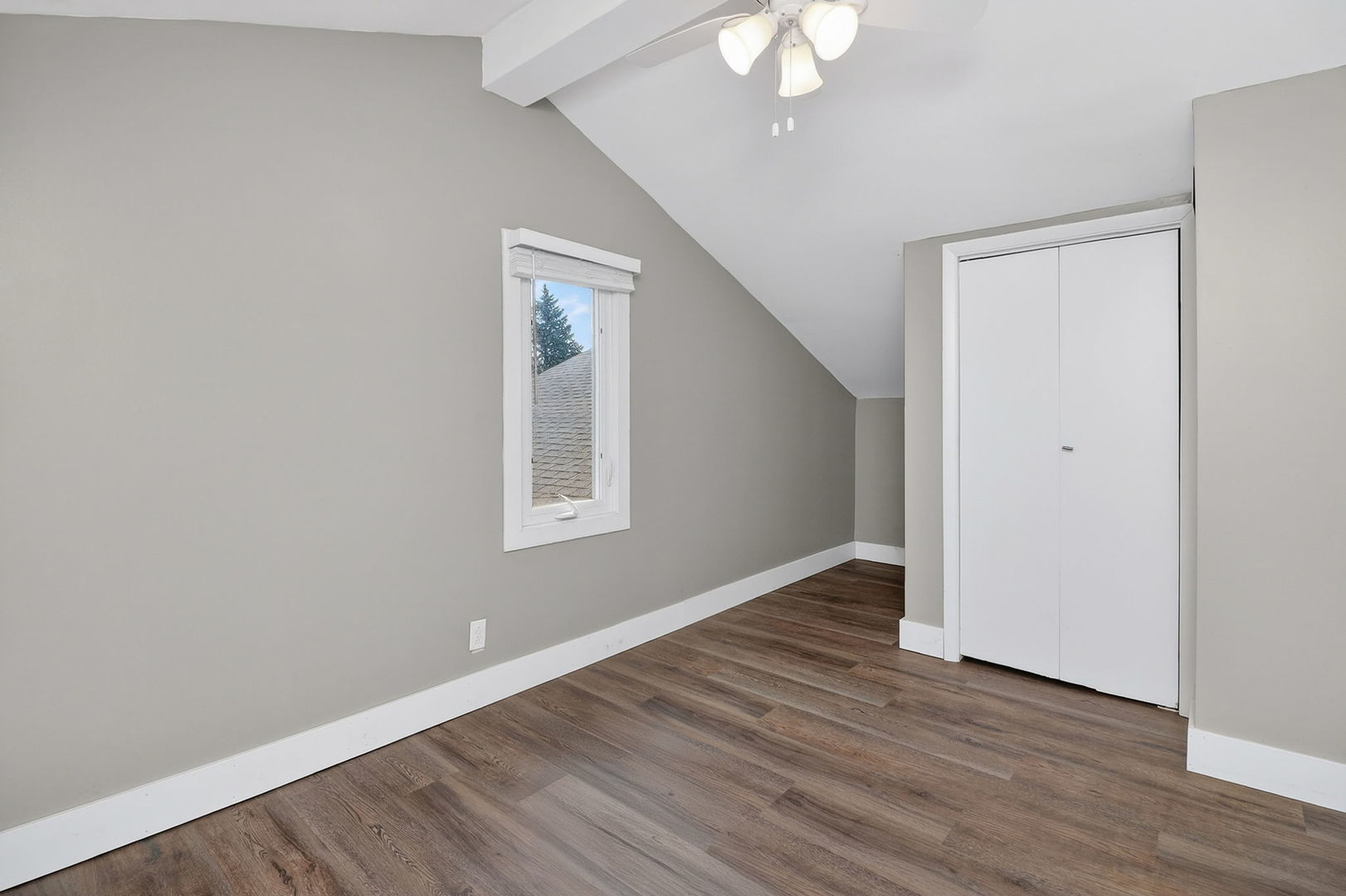 1724 Boulder Drive, Darien, IL 60561