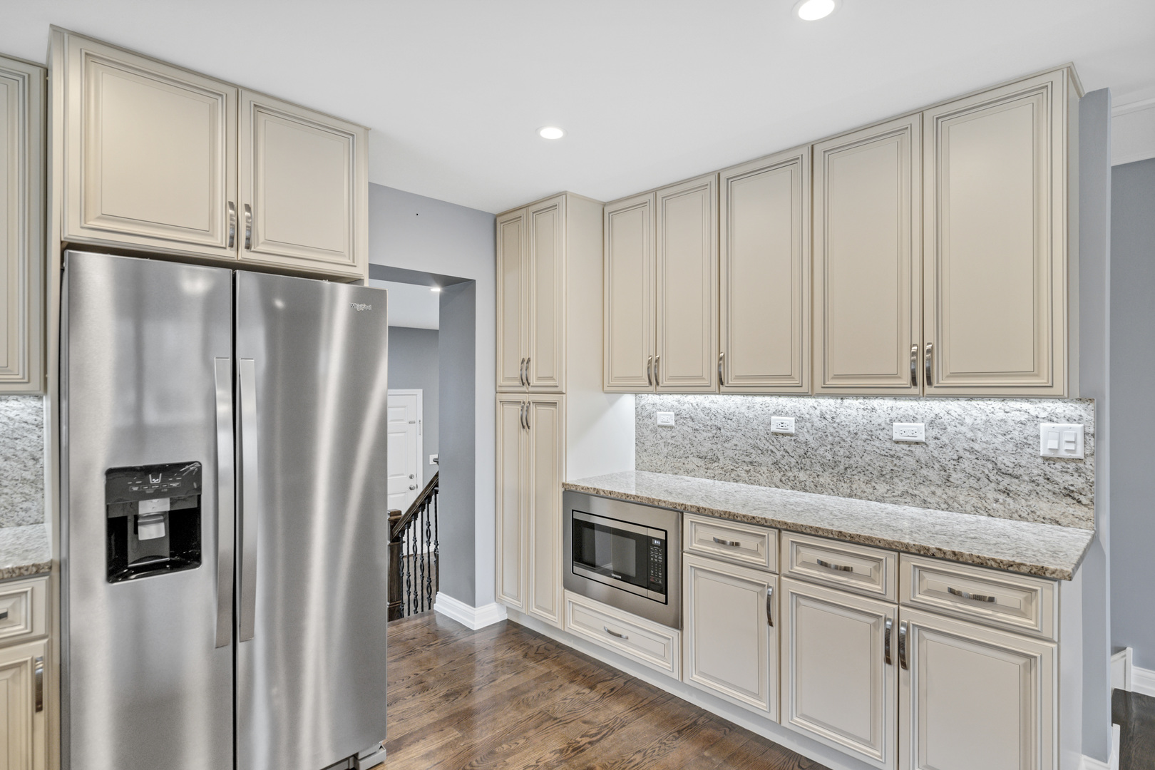 250 N Irving Avenue, Hillside, IL 60162