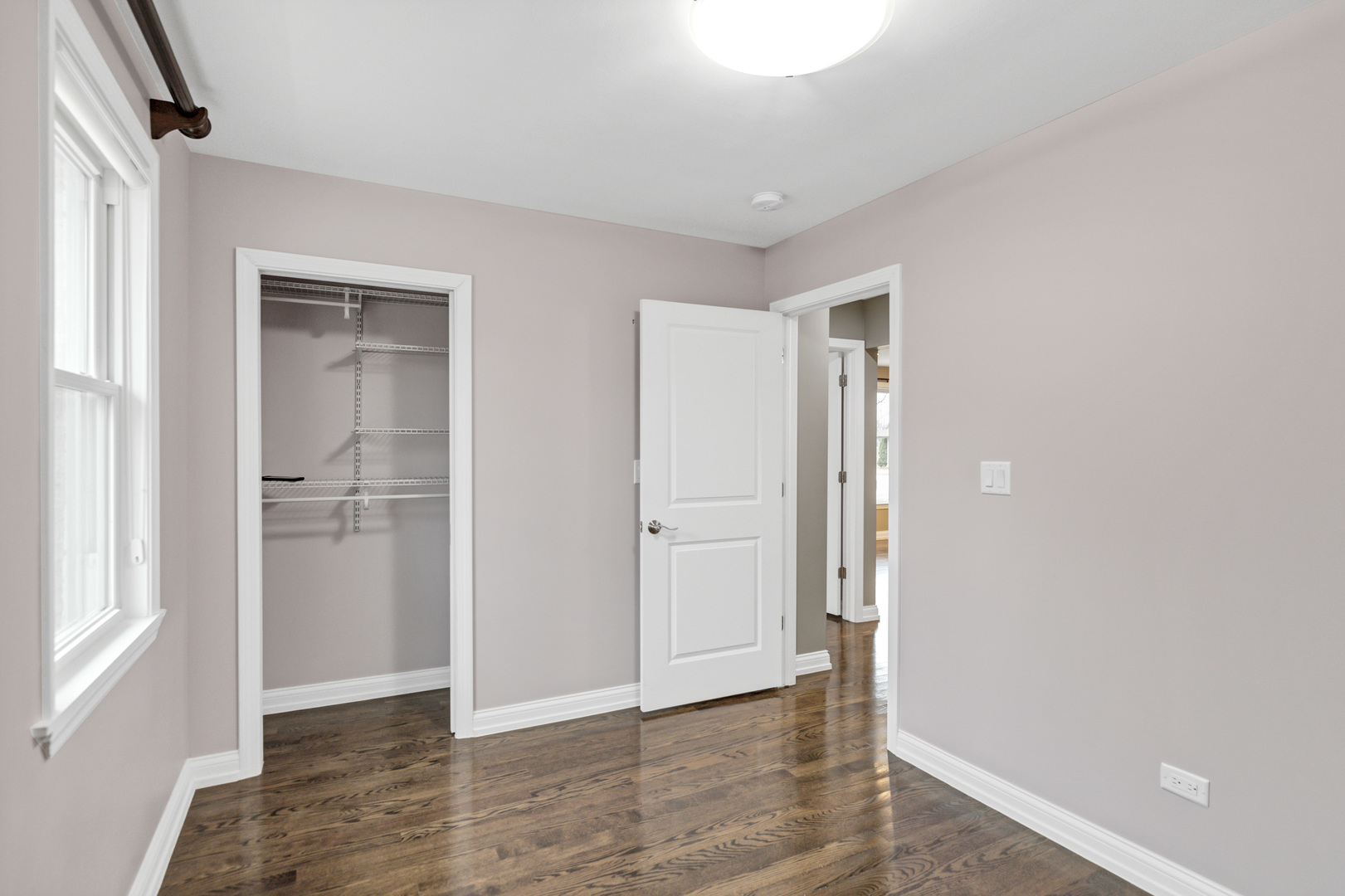 250 N Irving Avenue, Hillside, IL 60162