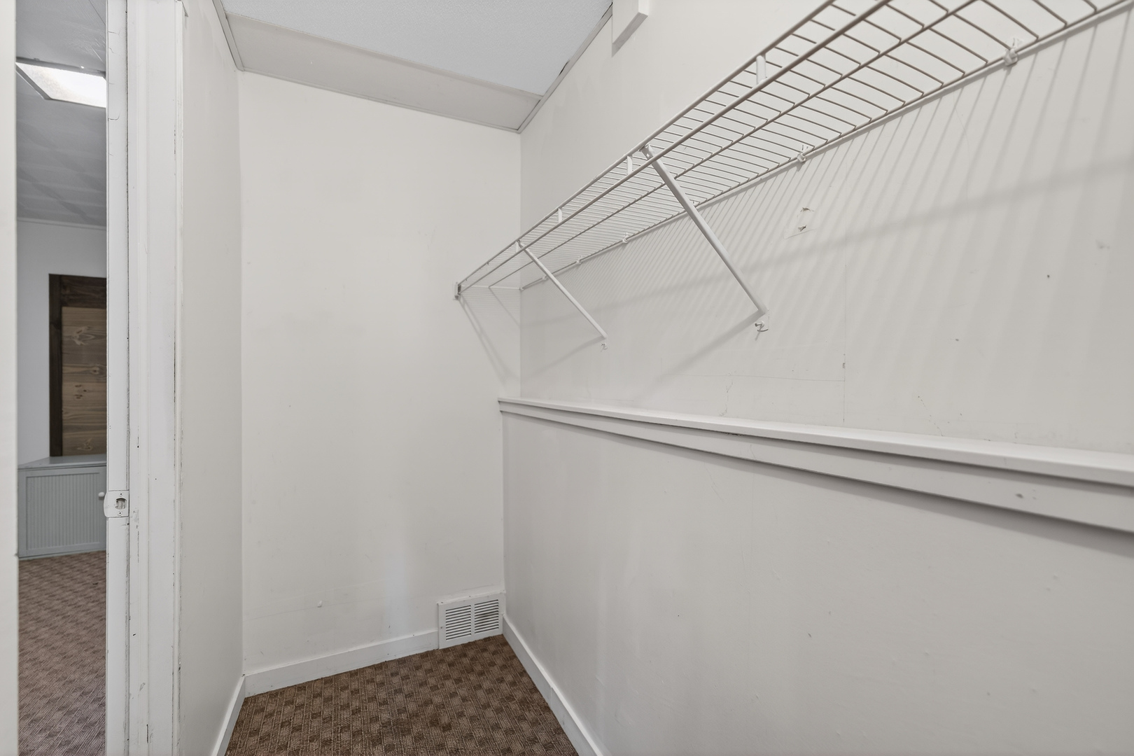 6059 Pioneer Terrace, DeKalb, IL 60115