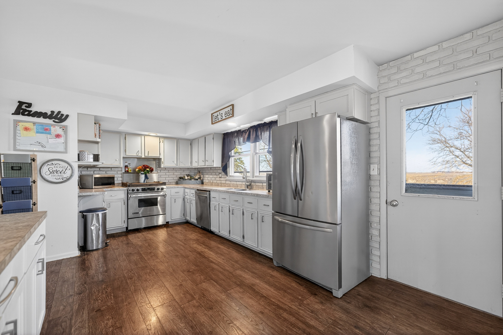 6059 Pioneer Terrace, DeKalb, IL 60115