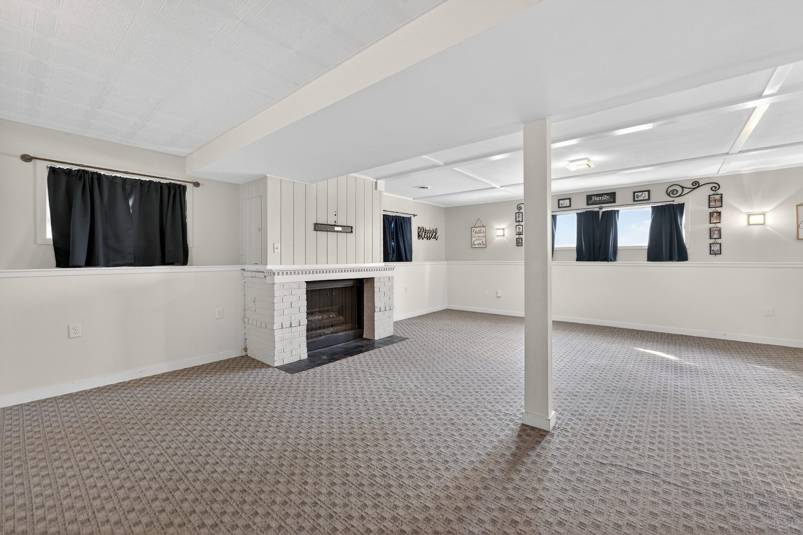 6059 Pioneer Terrace, DeKalb, IL 60115