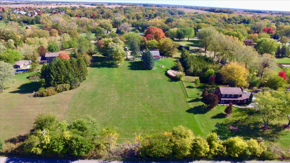 35 EAGLE VIEW Lane, Oswego, IL 60543