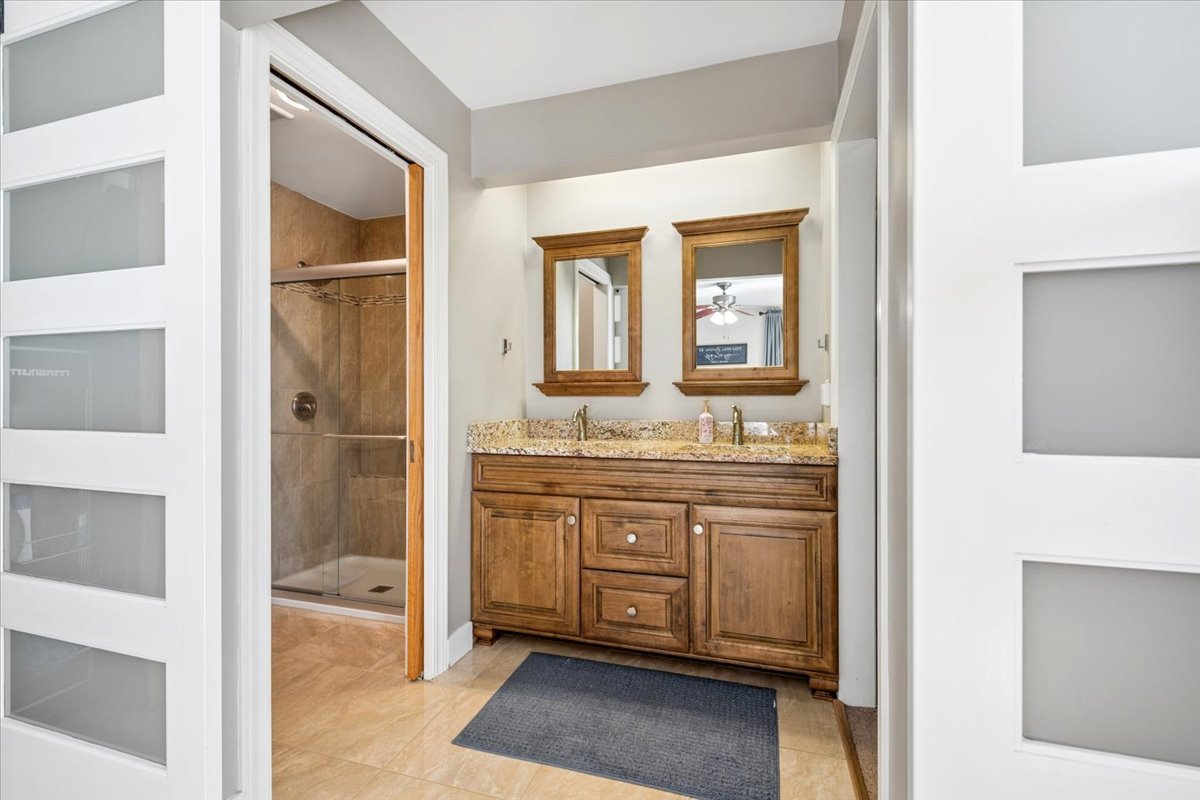 35 EAGLE VIEW Lane, Oswego, IL 60543