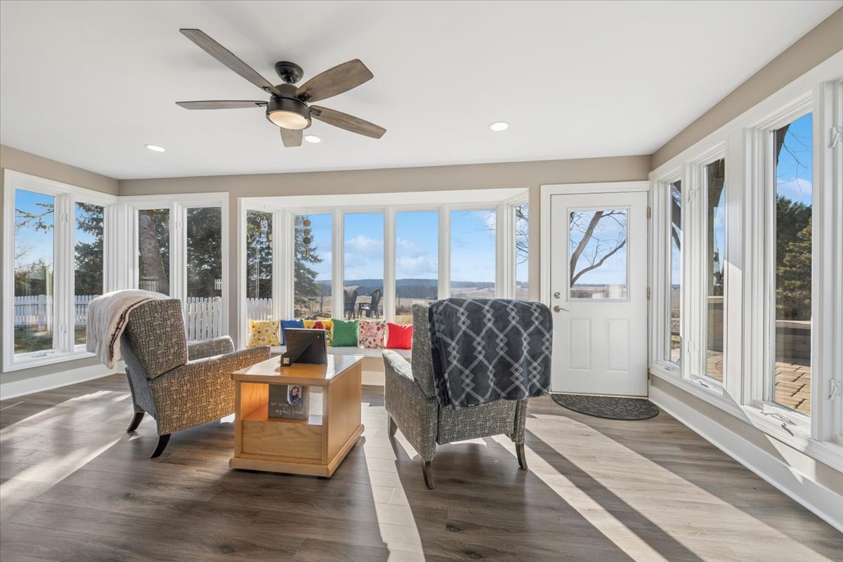 35 EAGLE VIEW Lane, Oswego, IL 60543