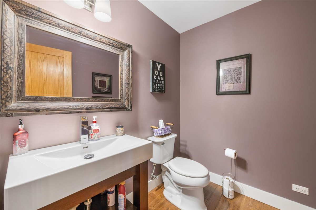 35 EAGLE VIEW Lane, Oswego, IL 60543