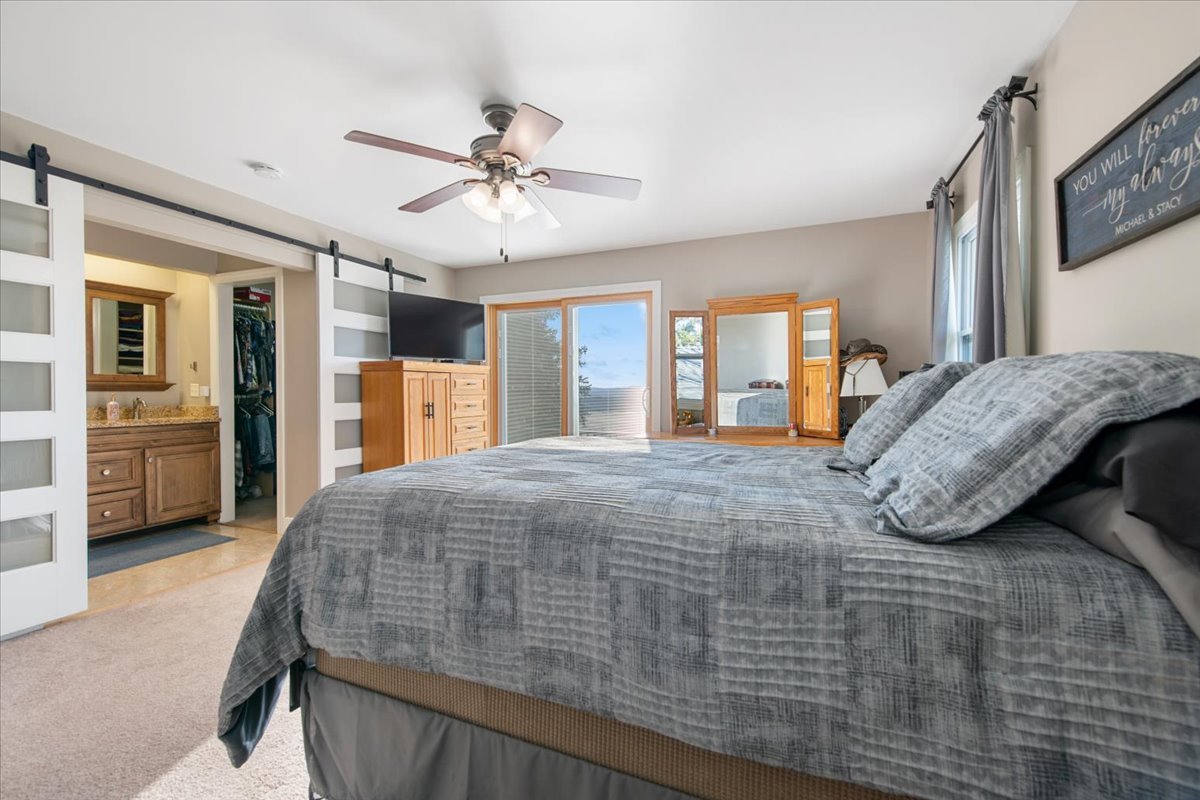 35 EAGLE VIEW Lane, Oswego, IL 60543