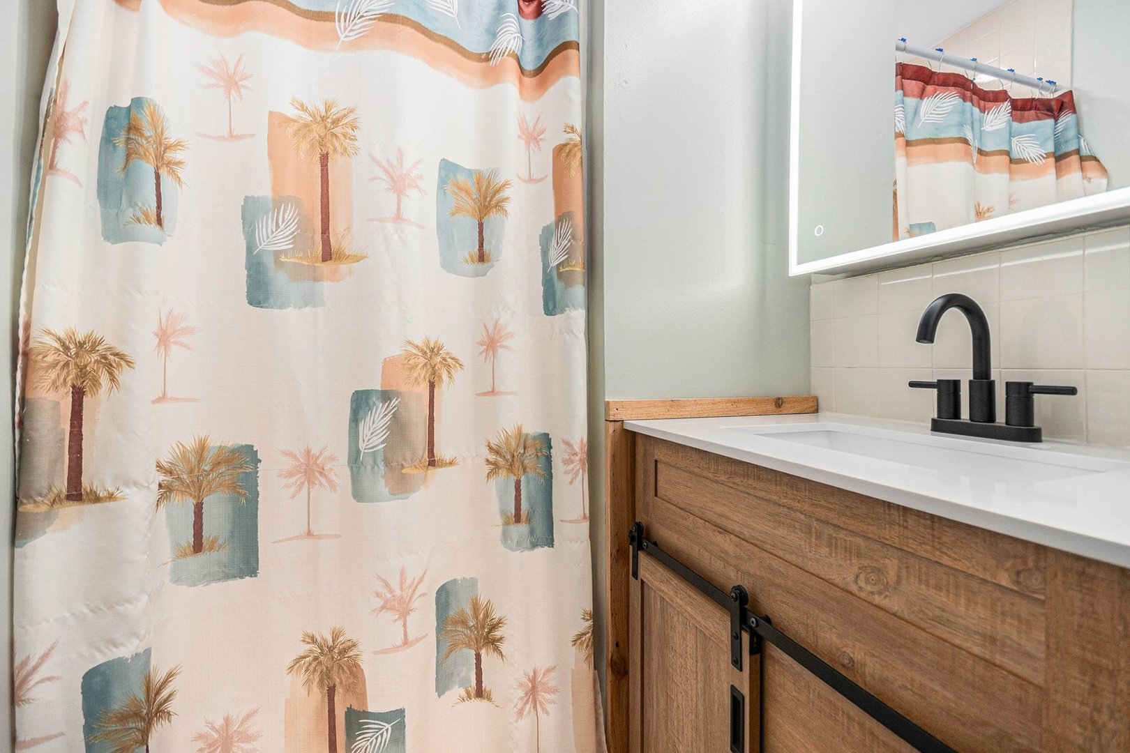 215 W Main Street, Kirkland, IL 60146