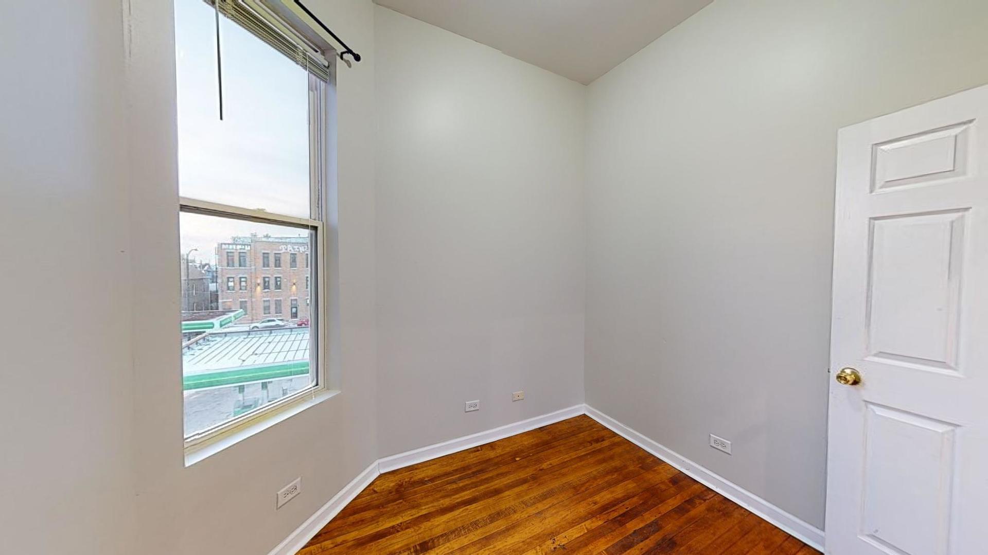 1945 W Cermak Road #3, Chicago, IL 60608