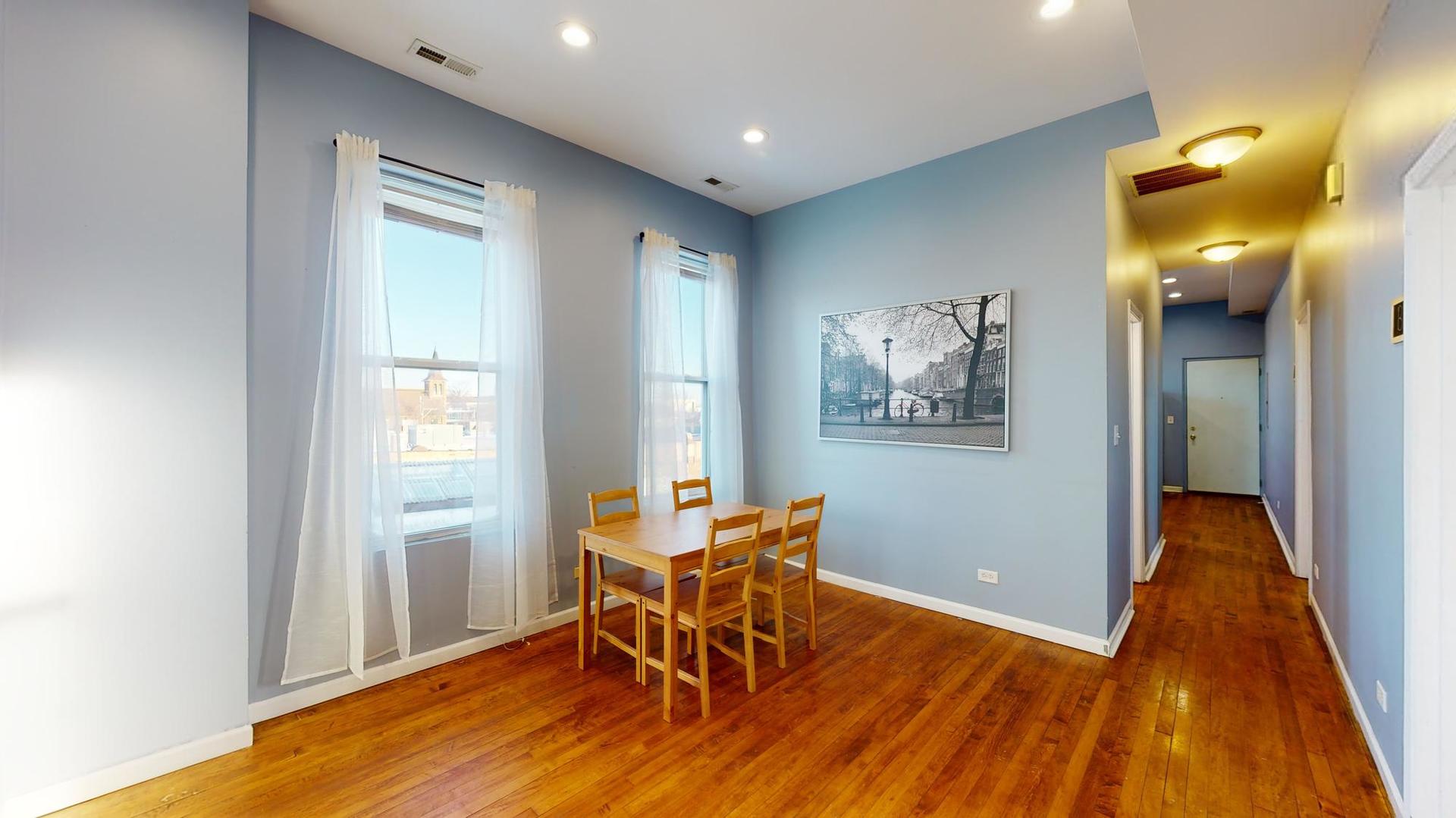 1945 W Cermak Road #3, Chicago, IL 60608