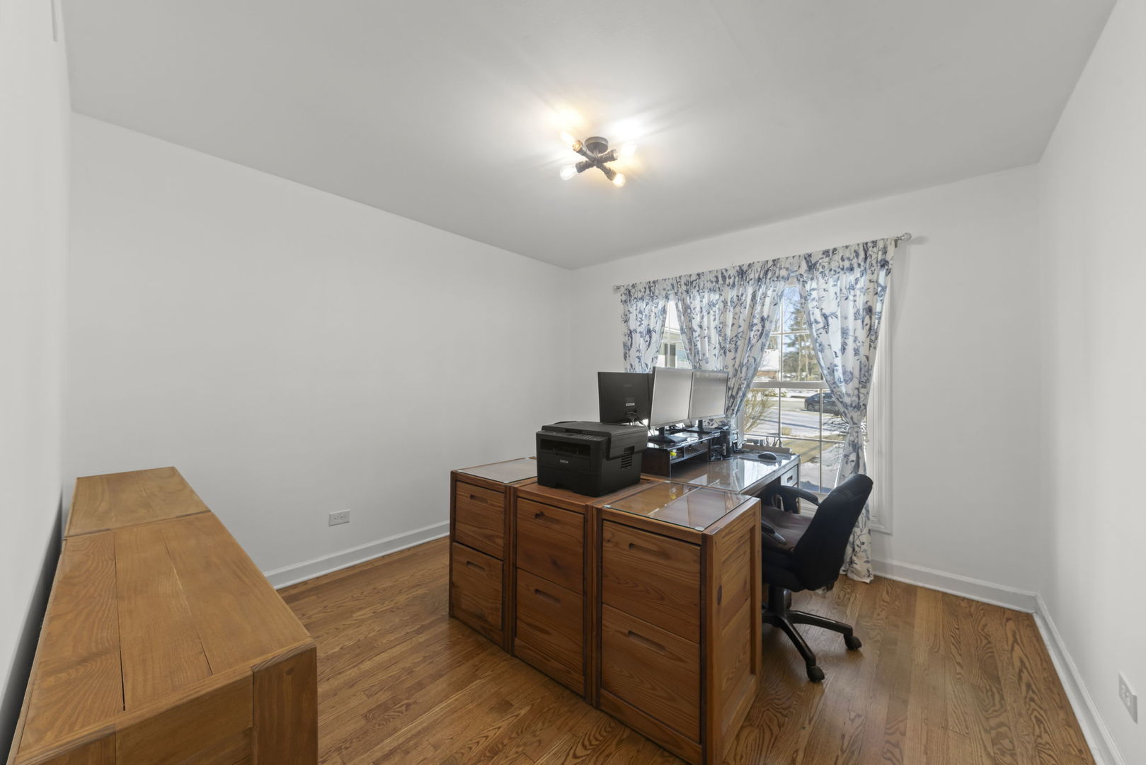 26W055 Cree Lane, Wheaton, IL 60189