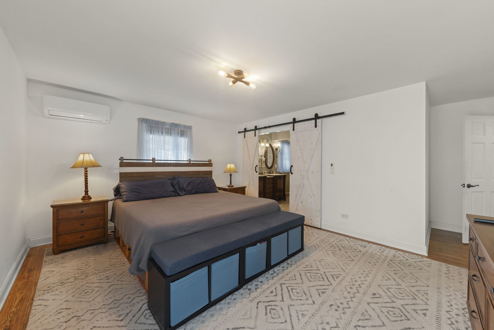 26W055 Cree Lane, Wheaton, IL 60189