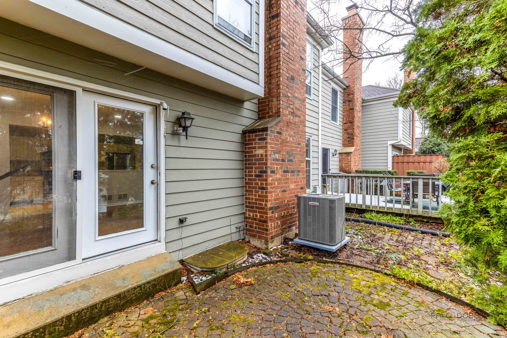 12 Sommerset Lane, Lincolnshire, IL 60069