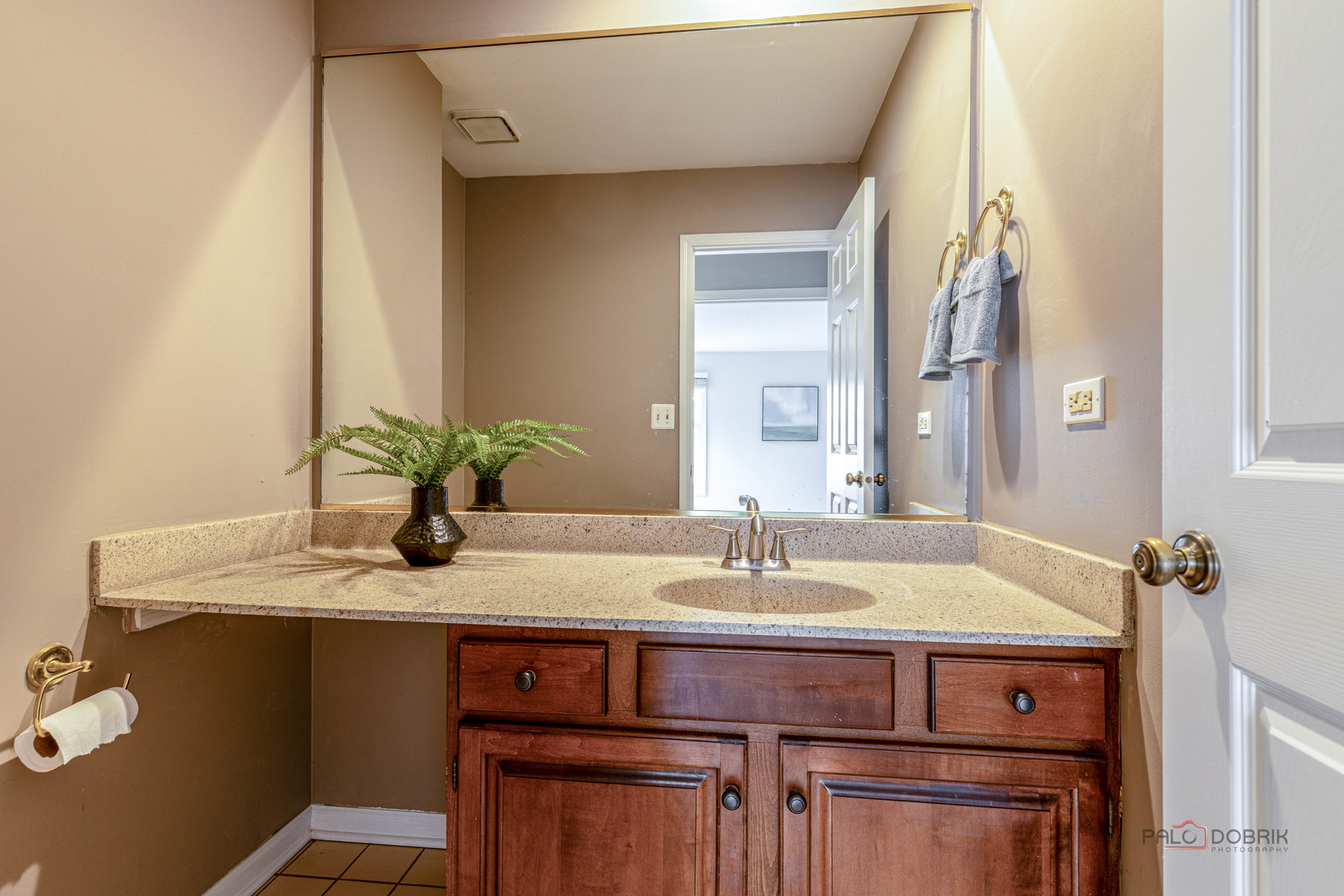 12 Sommerset Lane, Lincolnshire, IL 60069