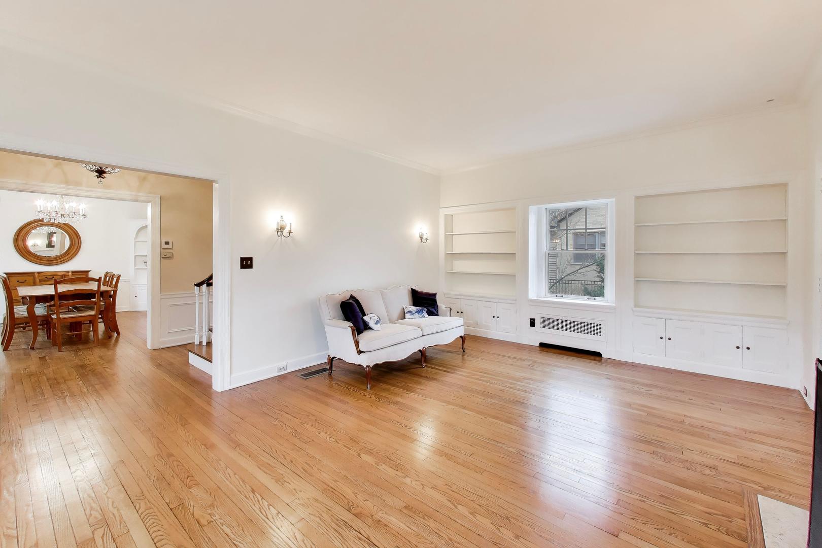 100 Arthur Street, Park Ridge, IL 60068