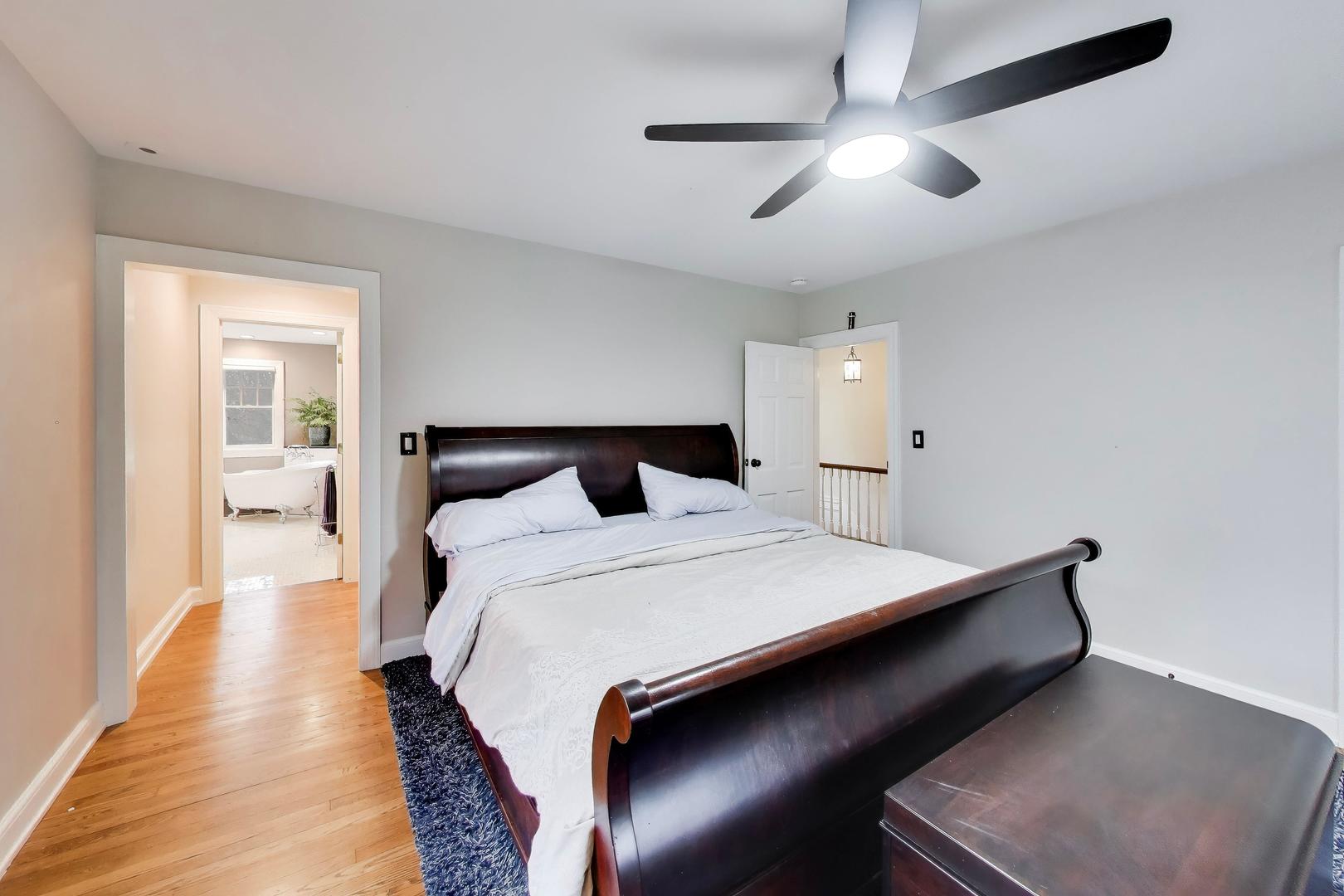 100 Arthur Street, Park Ridge, IL 60068