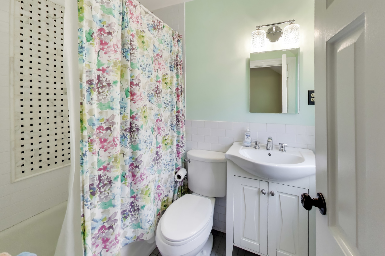 100 Arthur Street, Park Ridge, IL 60068