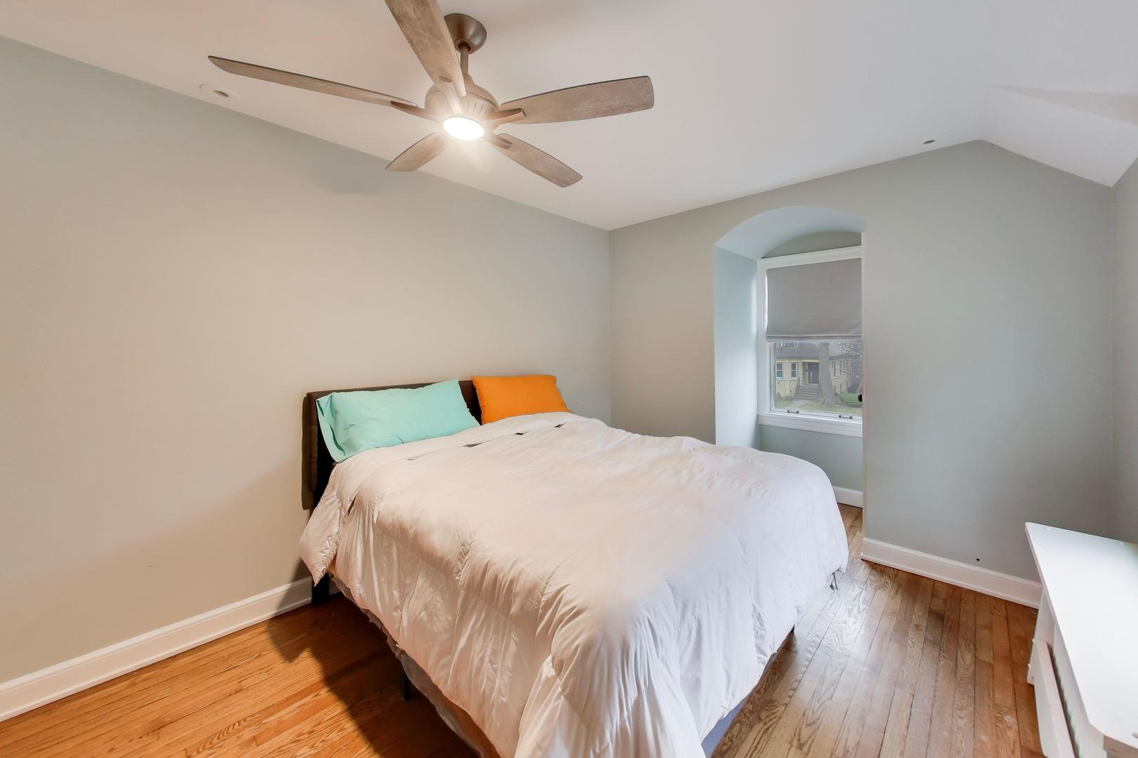 100 Arthur Street, Park Ridge, IL 60068